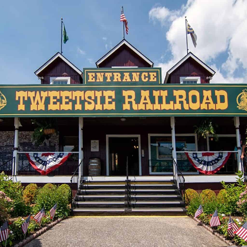 Best things to do in Boone: Tweetsie Railroad